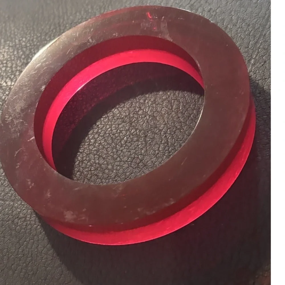 Estes's Lauder vintage Cranberry bangle bracelet